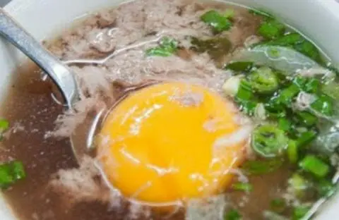 Hình ảnh Chén tiết trứng gà