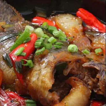 Hình ảnh Cơm cá rô kho tộ