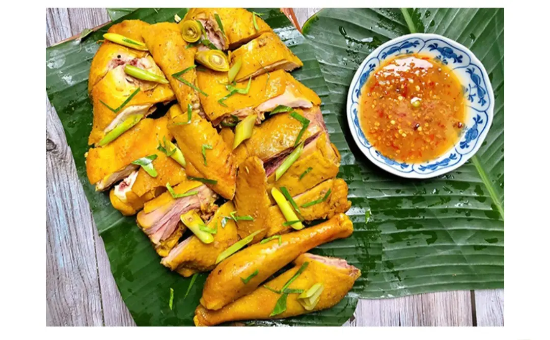 Hình ảnh Combo gà ủ muối( nguyên con không chân, đầu)+chai coca-cola 