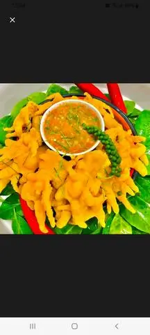 Hình ảnh combo1 con gà ủ muối(không đầu + không chân)+1/2 con + 2 chai pepsi