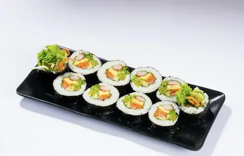 Hình ảnh Cơm cuộn truyền thống