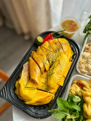 Hình ảnh Gà Đồi Ủ Muối Hoa Tiêu Nửa Con