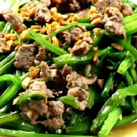 Hình ảnh Cải Bó Xôi Xào Bò