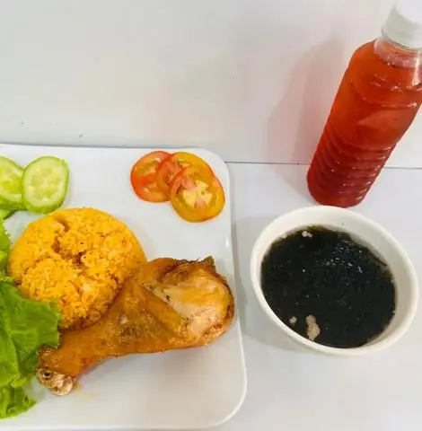 Hình ảnh Cơm Gà Sốt Xí Muội Nhỏ + Canh Rong Biển + Sâm Nhà Nấu 