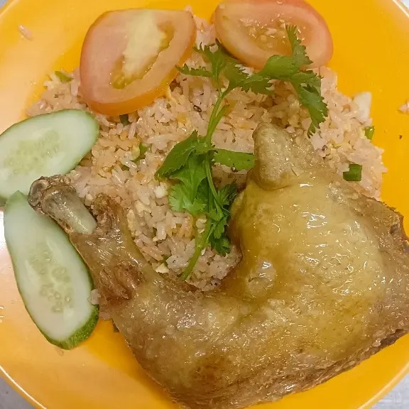 Hình ảnh Cơm gà xối mỡ