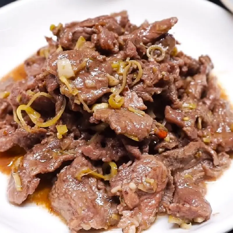 Hình ảnh Cơm bò sốt me