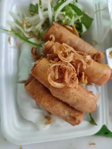 Hình ảnh Bánh Cuốn Chả Giò