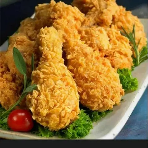 Hình ảnh combo đùi gà rán vây K*FC +khoai tây chiên +nước coca (hoặc 7up)