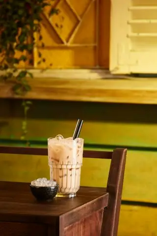 Hình ảnh Trà sữa trà đen size M