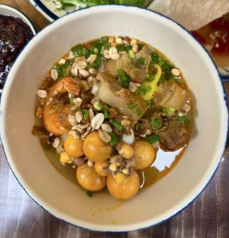 Hình ảnh Mì quảng đặc biệt
