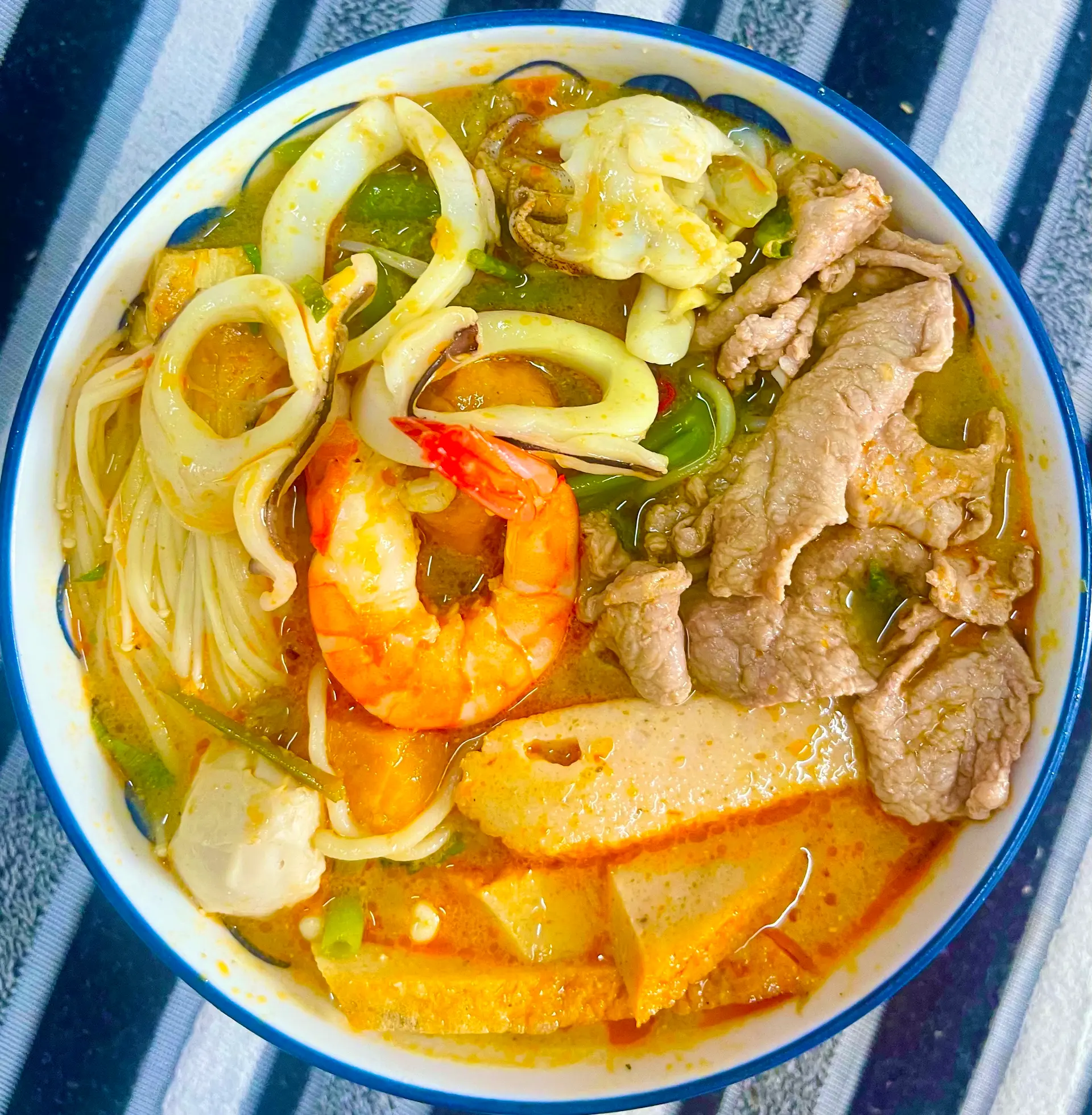 Hình ảnh Mì Thái Tomyum Đặc Biệt