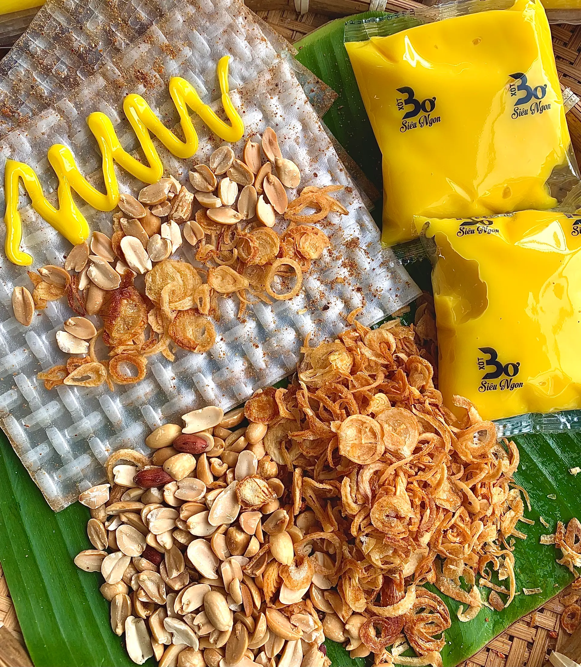 Hình ảnh BÁNH TRÁNG MUỐI LẮC HÀNH PHI BƠ