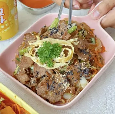 Hình ảnh Miến trộn Bò