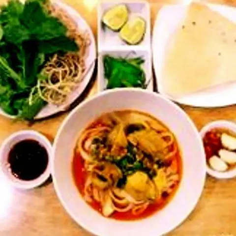 Hình ảnh Mì Quảng gà