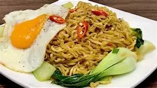 Hình ảnh Mì xào trứng 