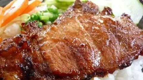 Hình ảnh 2 Miếng Sườn 