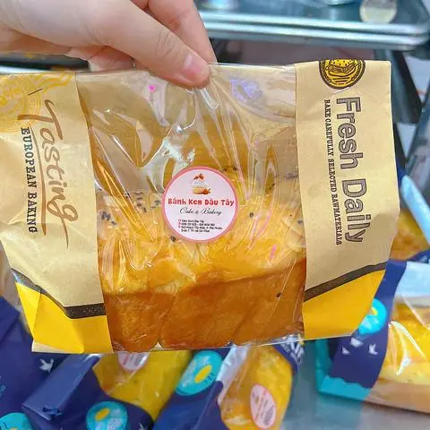 Hình ảnh Bánh mì hoa cúc truyền thống