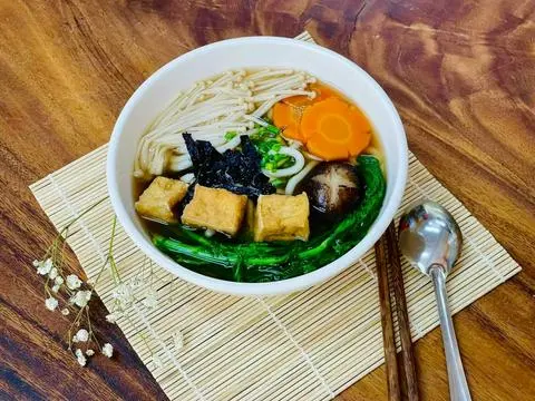 Hình ảnh Mì udon chay