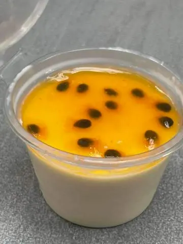 Hình ảnh Panna Cotta vị chanh dây 100ml