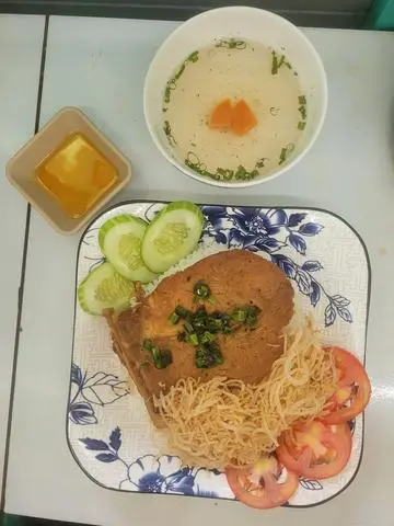 Hình ảnh Cơm tấm sườn bì