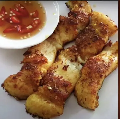 Hình ảnh Cơm Basa Phi Lê chiên sả (mắm chua ngọt)