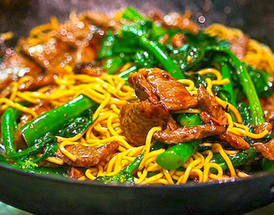 Hình ảnh Thịt Dê Xào Mì