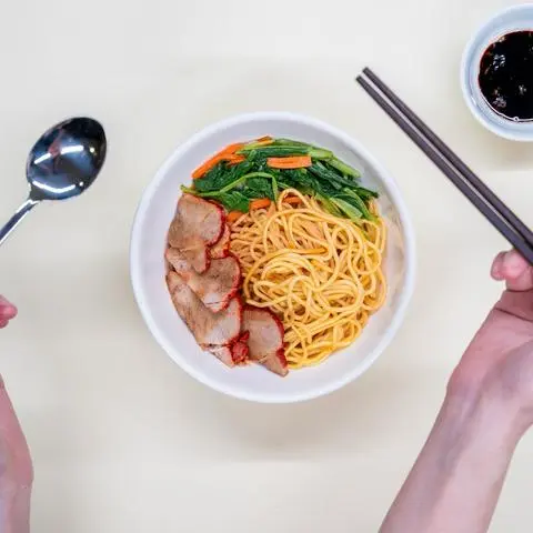 Hình ảnh Mì sốt xá xíu