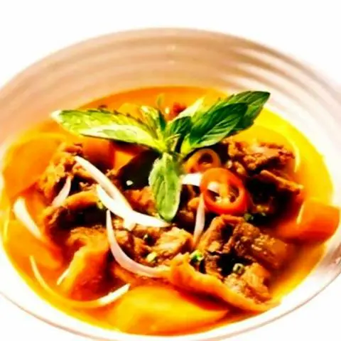 Hình ảnh Hủ tiếu mì bò kho