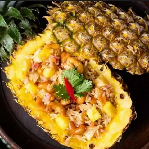 Hình ảnh Cơm chiên trái thơm