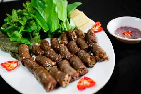 Hình ảnh Dồi Sụn Dê Nướng Gia Vị Siêu Ngon