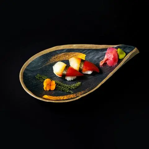 Hình ảnh NI09 - Hokkigai Nigiri - Cơm Nắm Sò Đỏ Nhật - 2 pcs