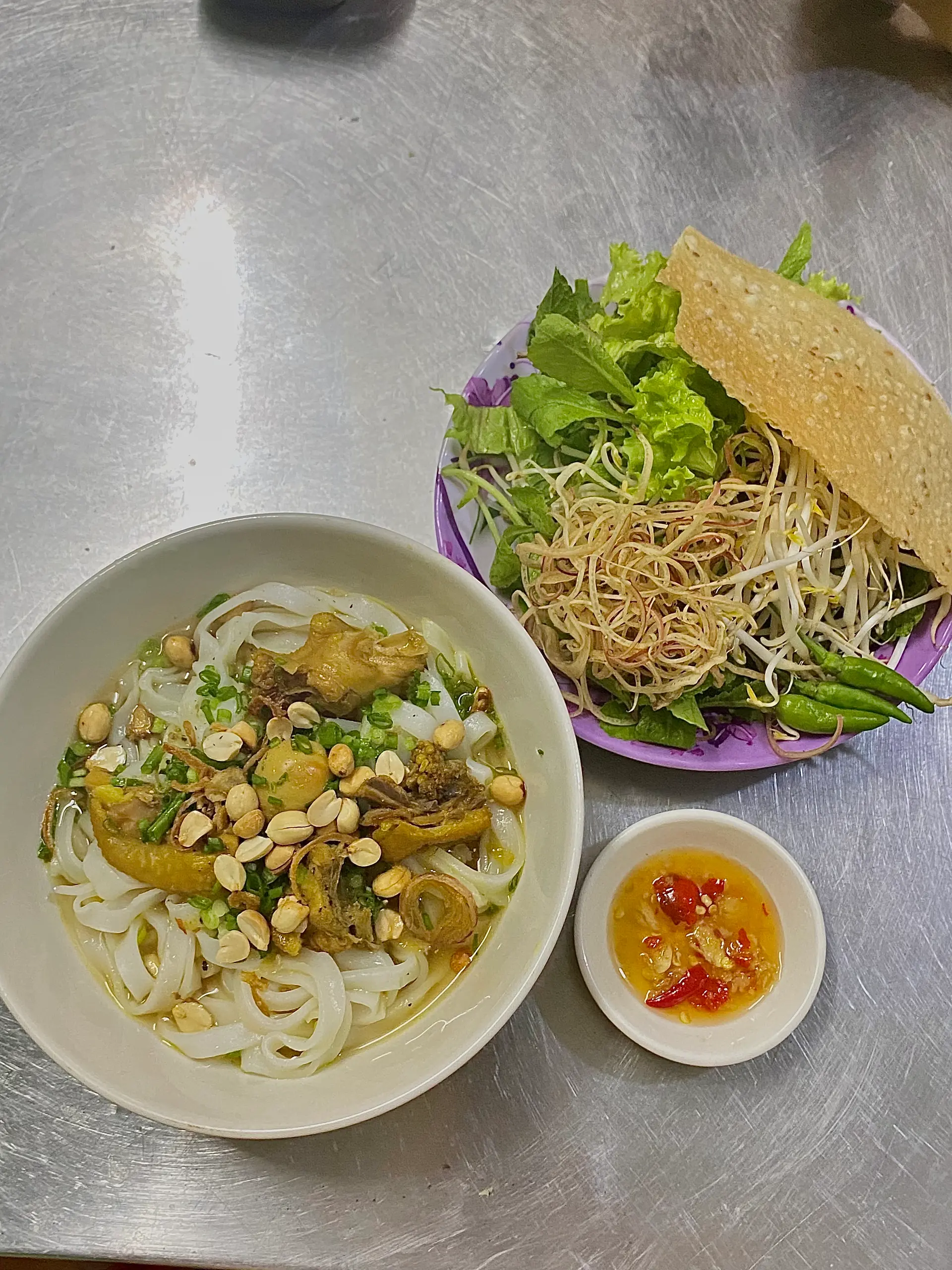 Hình ảnh Mì Quảng Gà 