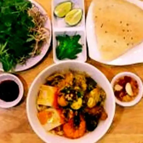 Hình ảnh Mì Quảng tôm - chả cua