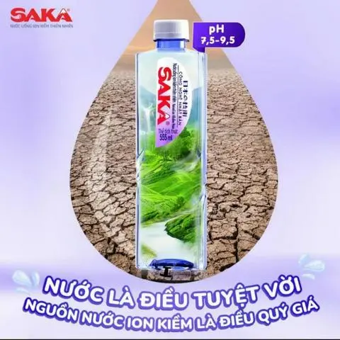 Hình ảnh 1 chai nước ion kiềm Saka 555ml