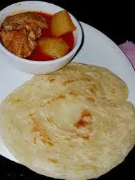 Hình ảnh Paratha With Chicken Gravy