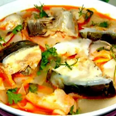Hình ảnh Canh măng chua cá bớp