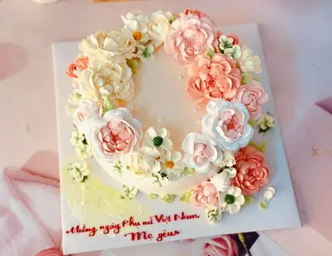 Hình ảnh Bánh Kem Sữa Tươi Size 20