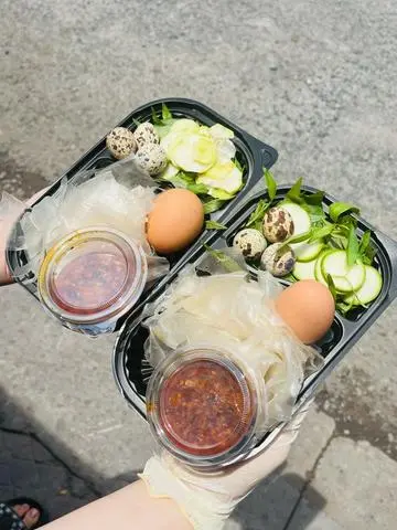 Hình ảnh Bánh tráng chấm( hơi cay )