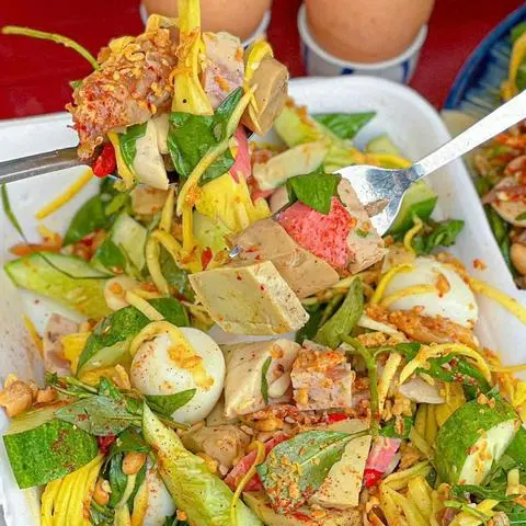 Hình ảnh Tré Trộn Đặc Biệt Lớn - Tặng Bánh Phồng Tôm 