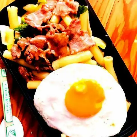 Hình ảnh Combo nui xào bò trứng - coca