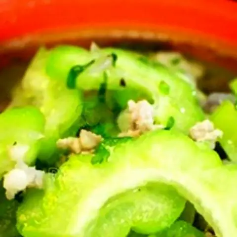Hình ảnh Canh khổ qua thịt bằm