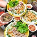 Hình ảnh BÁNH HỎI LÒNG HEO - HEO QUAY