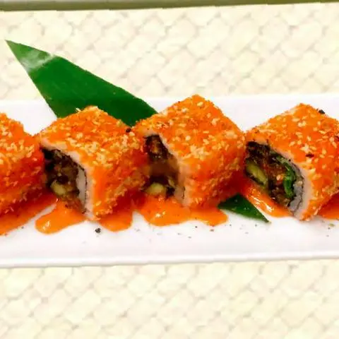 Hình ảnh Spicy salmon skin
