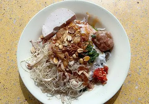 Hình ảnh Bún Bì Chả Lụa Xíu Mại 