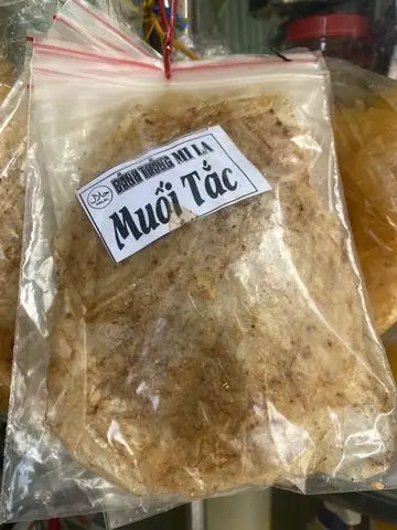 Hình ảnh Bánh tráng muối tắc 