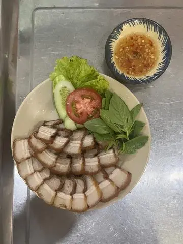 Hình ảnh Thịt 3 chỉ chiên
