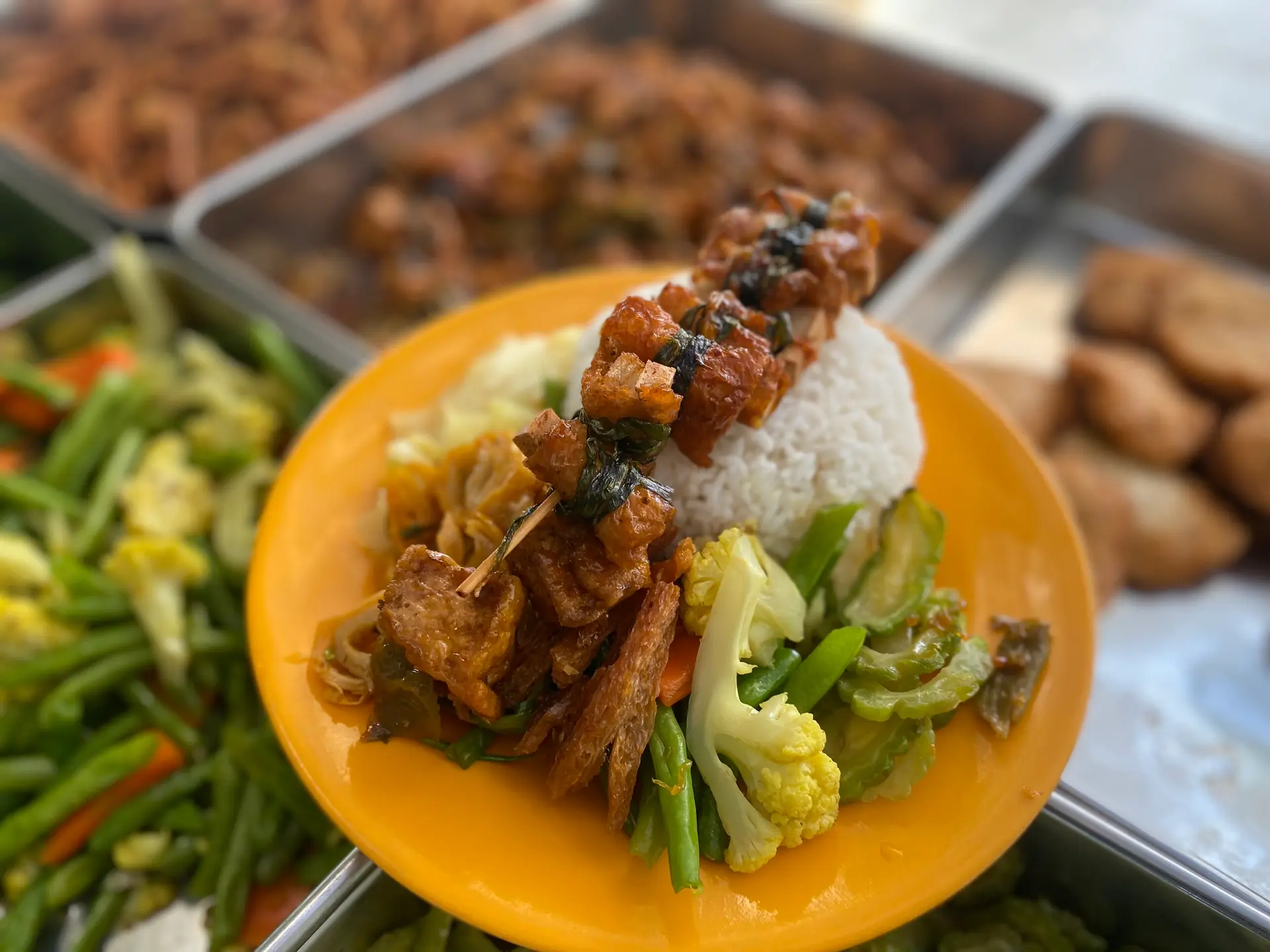 Hình ảnh Cơm Chay Thập Cẩm+ Thịt Lụi Nướng Chay