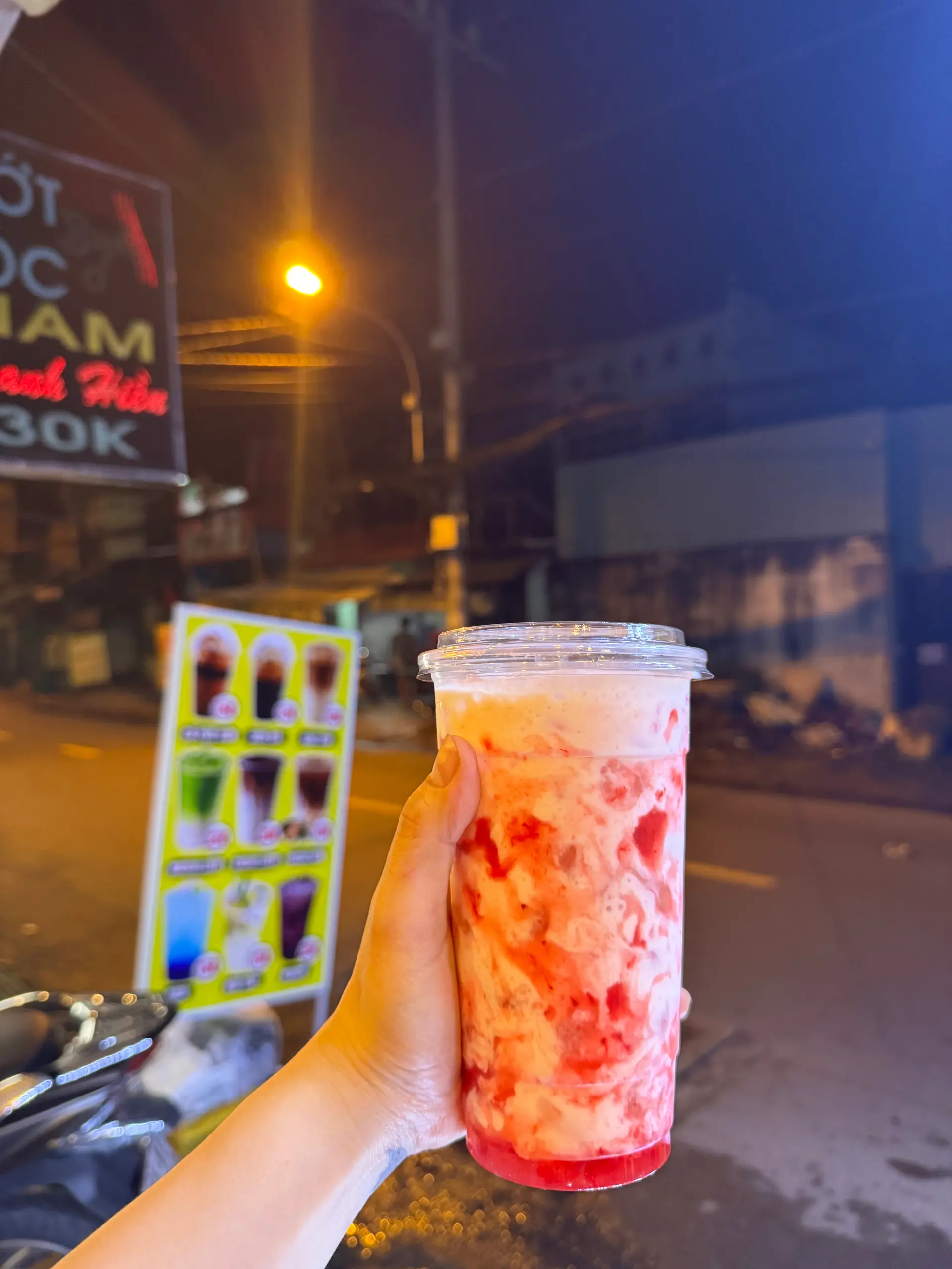 Hình ảnh Yaourt Dâu 