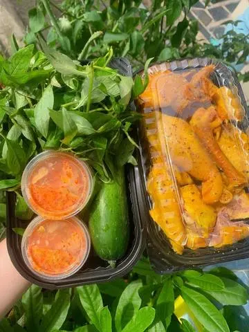 Hình ảnh Gà Ủ Muối Nửa Con Loại 1