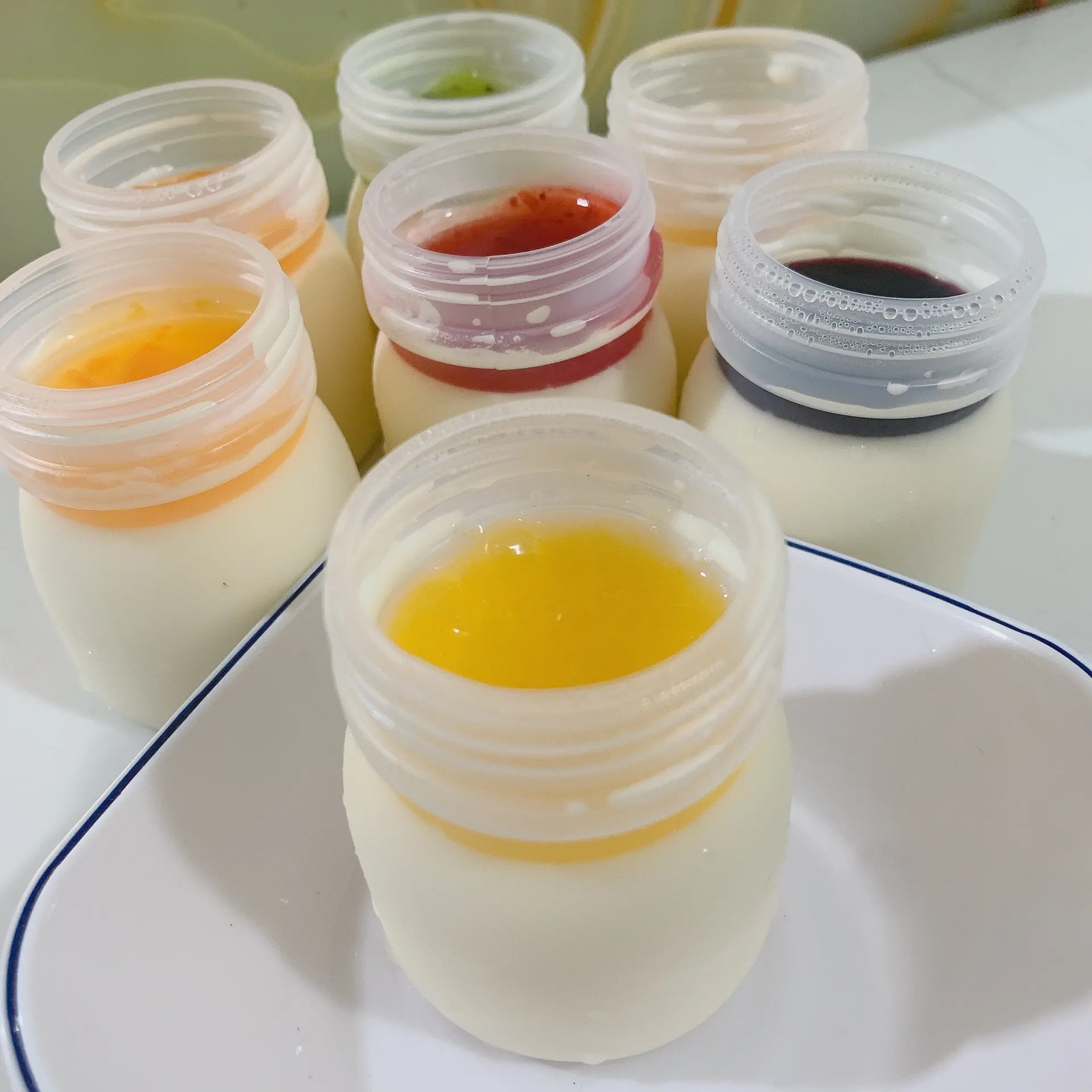 Hình ảnh Sữa chua phô mai + xốt Thơm